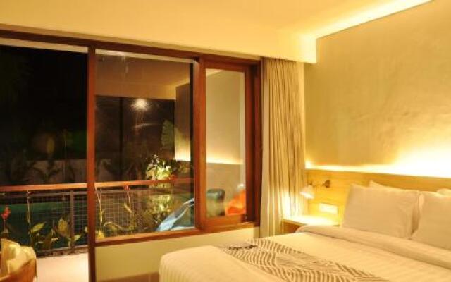 Padang Padang Inn