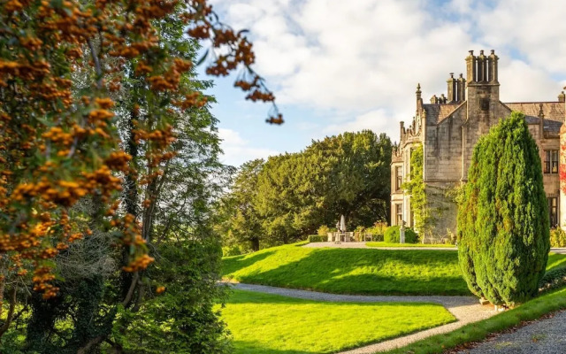 Kendal - Gothic Hall - Luxury Rooms or Apartment