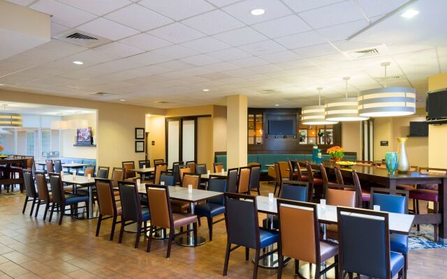 Hampton Inn & Suites Hershey
