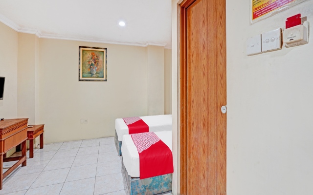 OYO Life 90380 Andalus Hotel Syariah