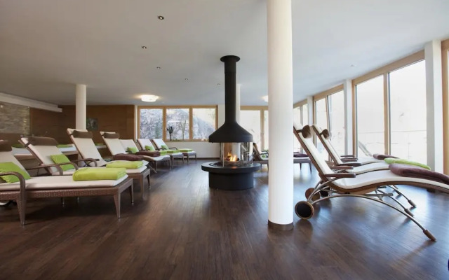 Naturparkhotel Adler