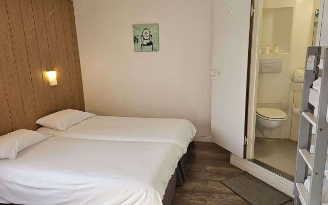 Brit Hotel Essentiel Pau Lescar