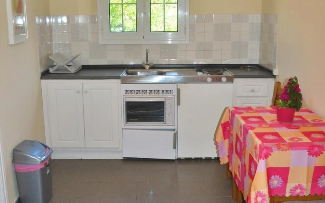 Holiday Studio Apartments Yannis on Agios Gordios Beach in Corfu