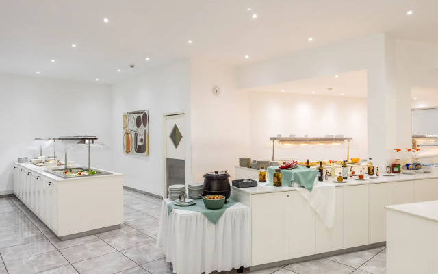 Papantonia Hotel Apartments