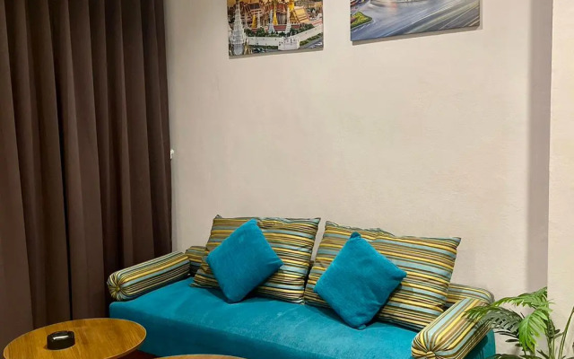 Sampheng Apartment