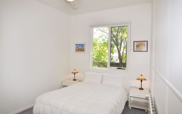 45 Halford - Pet Friendly