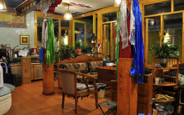 Lhasa Cangwu Homestay