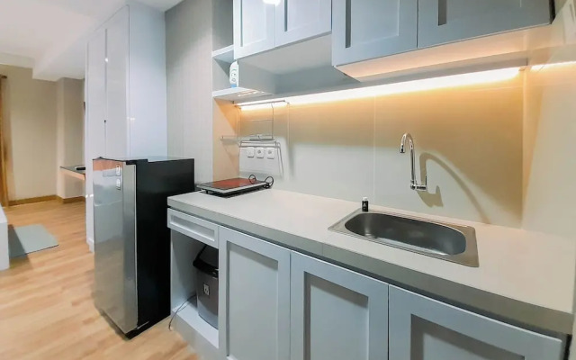 Great Deal And Homey Studio Room Patraland Amarta Apartment