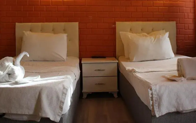 Taksim BrickTown Suite
