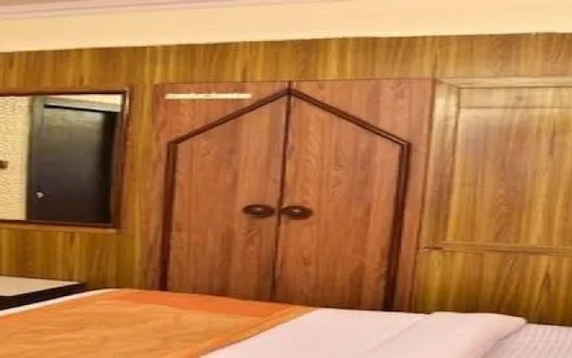 Room Maangta 111 @ Andheri East