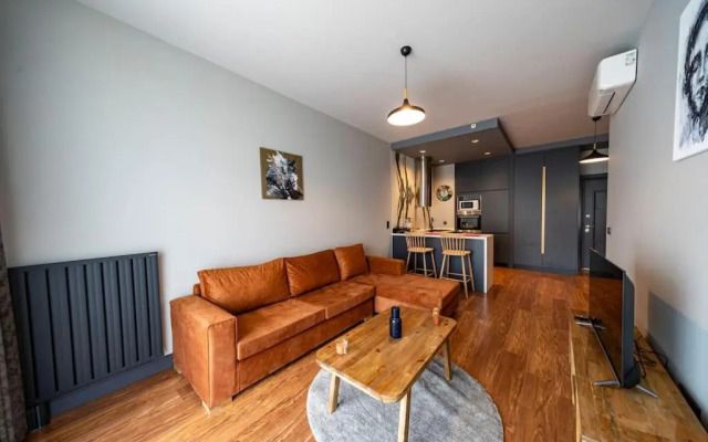 Superior, classy residence,7/24 Security,2 bedroom ( Benesta 66 )