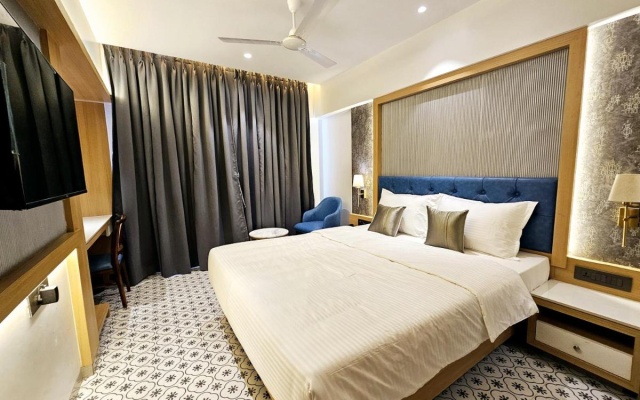 Hotel Golden Nest - Thane