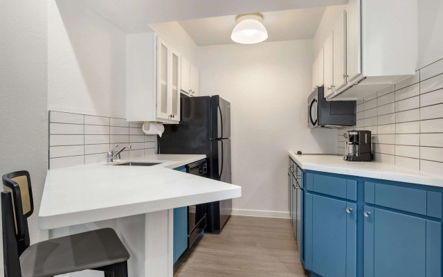 Sonesta ES Suites Chatsworth