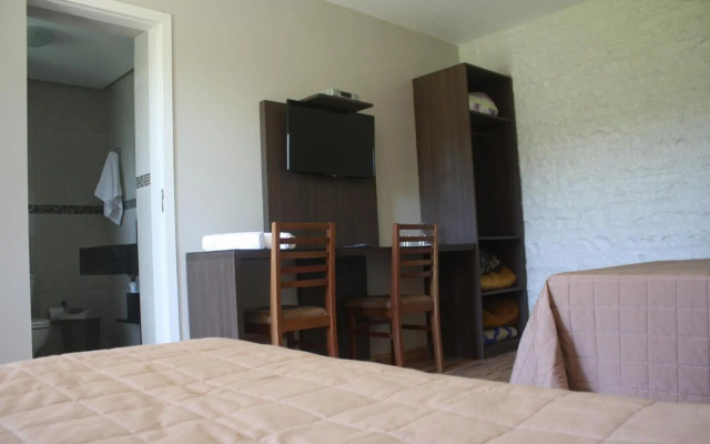 Pousada dos Pinheirais