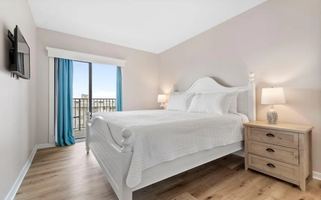 Royal Gulf Beach & Racquet Club 5313