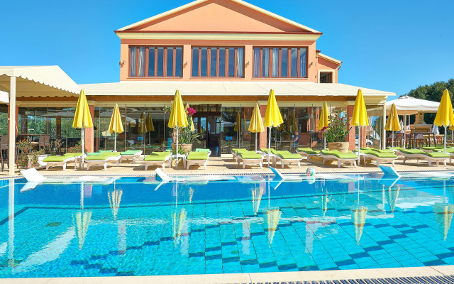 Yiannis Village