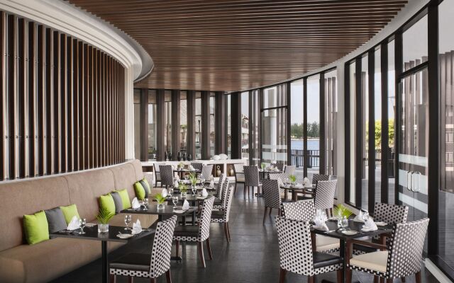 Golden Palm Tree Sepang