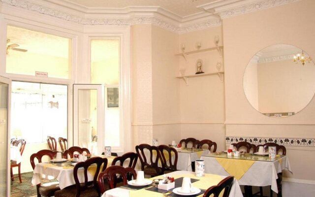 Shepperton Hotel