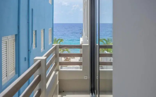 Art Hotel Curacao - Luxury Adults Only
