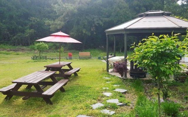 Yeosu Into the Clouds Pension