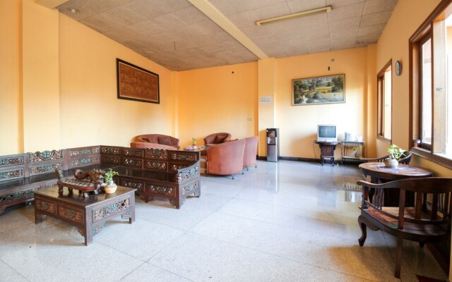 Airy Eco Syariah Gubeng Kertajaya Dua Belas C 115 Surabaya