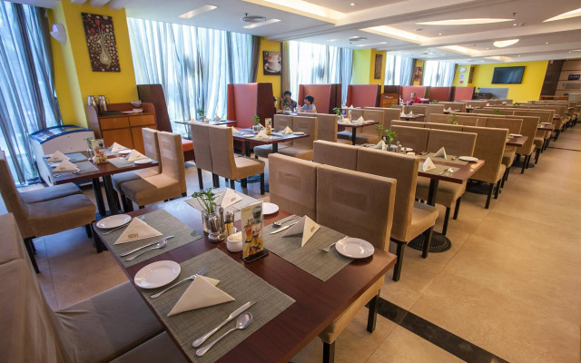 Huashi Hotel