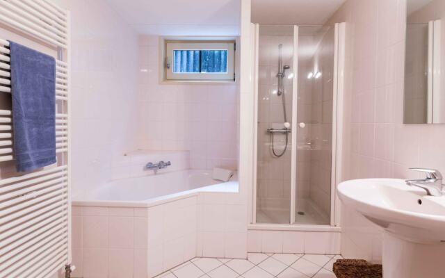 Luxurious Villa With Dishwasher, in the Nature of De Veluwe