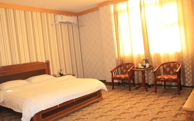 Super 8 Hotel - Guangzhou Baiyun Airport Renhe Station Inn