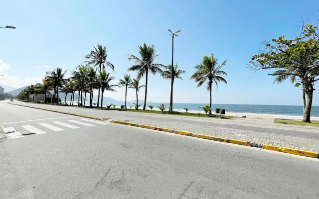 Maravilhoso Sobrado com Vista para o Mar