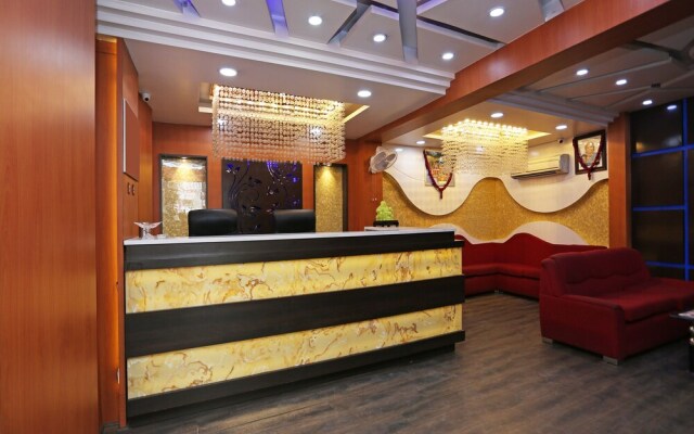OYO 16688 Hotel Vrs