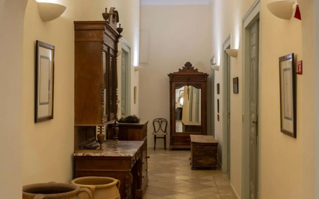 Aria Lito Mansion