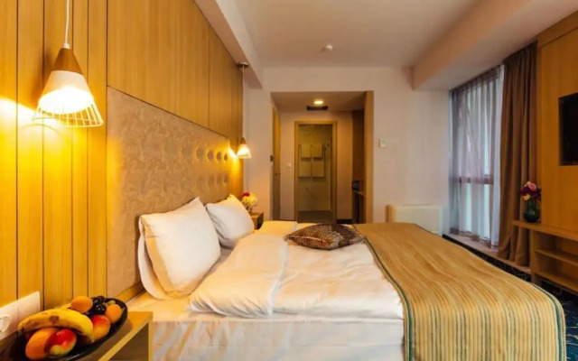 İstanbul Luxury  Collection HOTEL