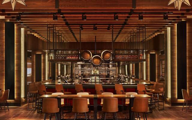 The Hotel at Avalon, Autograph Collection