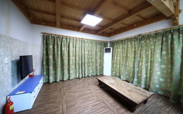 Jangseung Park Pension