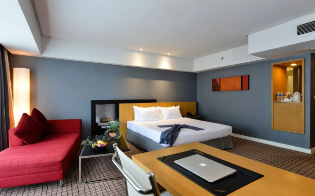 BelAire Bangkok Hotel