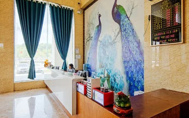 Changsha Xiangyihe Hotel (Jinpenqiu Subway Station)