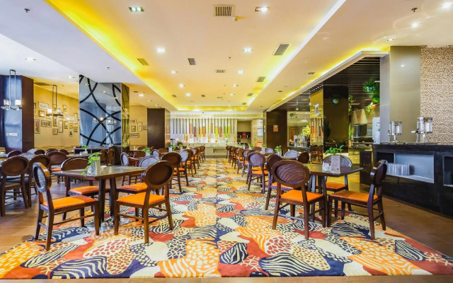 Qinhuangdao Peninsula Seasons Hotel And Apartment