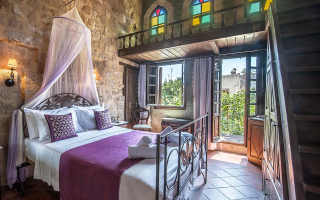 S. Nikolis Historic Boutique Hotel