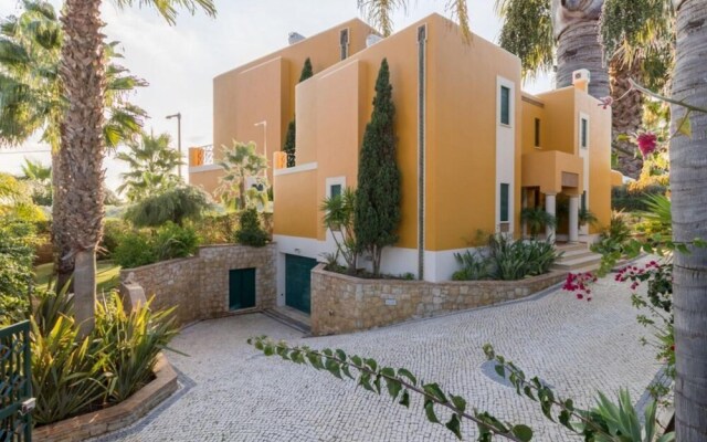 V4 Alegria V2g2 in Albufeira