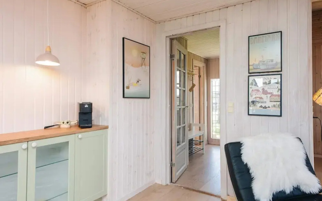 Beach Cottage With Annex