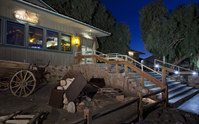 Stovepipe Wells Village Hotel - Inside The Park