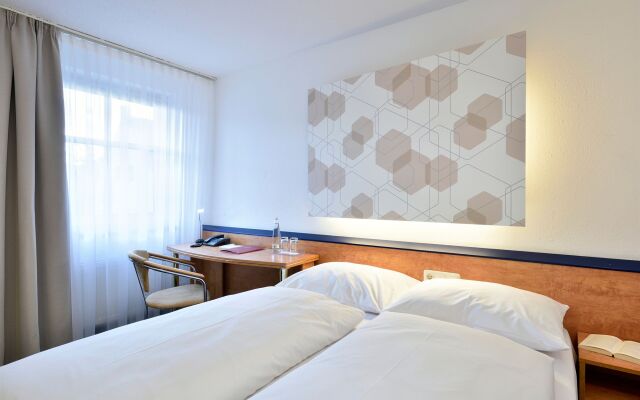 Coffee Fellows Hotel Puchheim