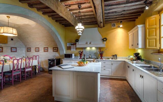 Coselli's Luxury Villas