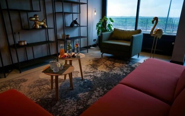 Leonardo Hotel IJmuiden Seaport Beach