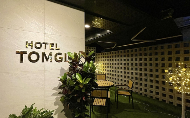 Hotel Tomgi