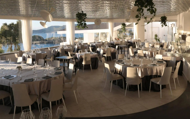 Cala Moresca Hotel