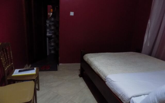 Elegant Motel