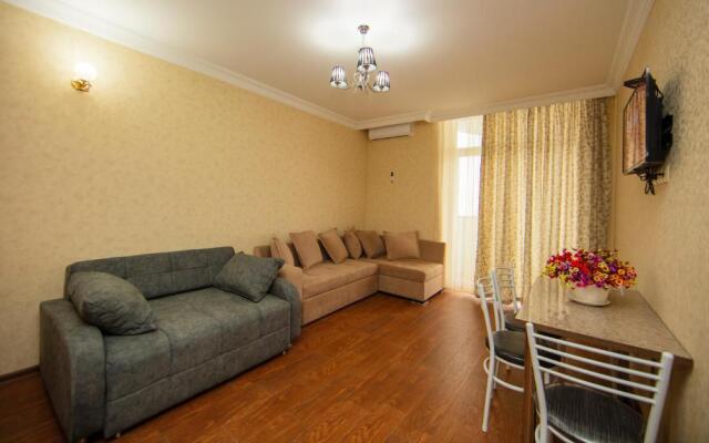 Sea Towers Suite
