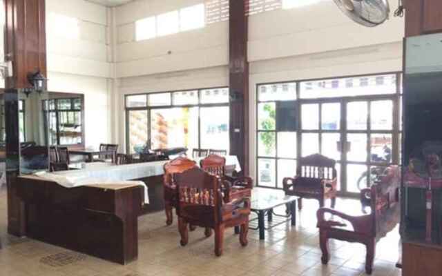 Lukmuang2 Hotel