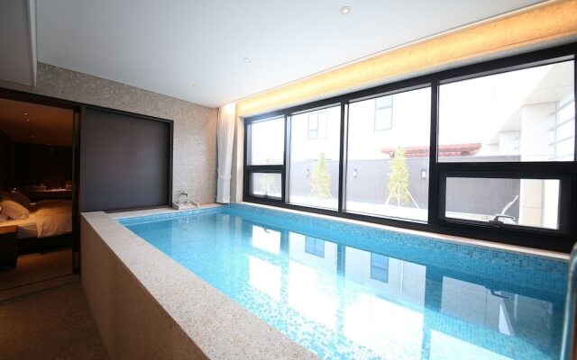 Changwon Hotel True